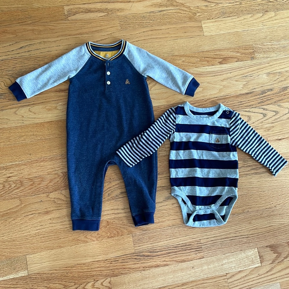 Baby Gap Long sleeve one-pieces